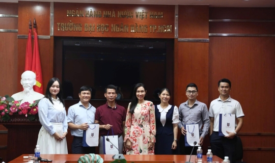 DCH LÀM VIỆC VỚI ĐẠI HỌC NGÂN HÀNG TP. HCM – HƯỚNG TỚI HỢP TÁC TOÀN DIỆN VỀ CÔNG NGHỆ SỐ TRONG GIÁO DỤC